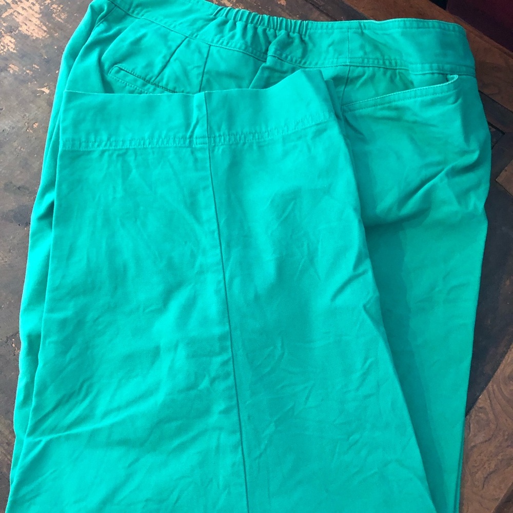Talbots Women's Vibrant Green Chelsea Cropped Pants
